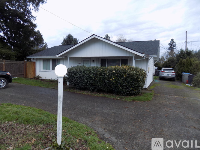12020 SW Lincoln Ave 2 Beds Single Family Home for Rent - Photo gallery 2