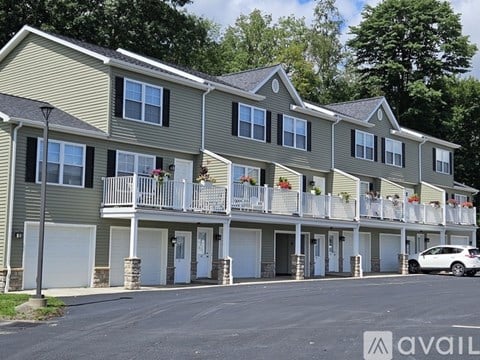 34 Circuit Street 3 Beds Apartment for Rent