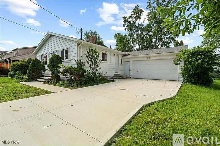 Magnolia Avenue 3 Beds Single Family Home for Rent - Photo gallery 2