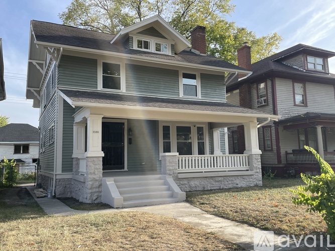 1506 W Grand Ave 4 Beds Single Family Home for Rent - Photo gallery 1