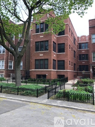 5017 N Winchester Ave 1 Apartment for Rent - Photo gallery 1
