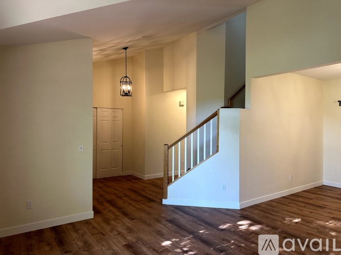 14420 81st Avenue Northeast 4 Beds Single Family Home for Rent - Photo gallery 4