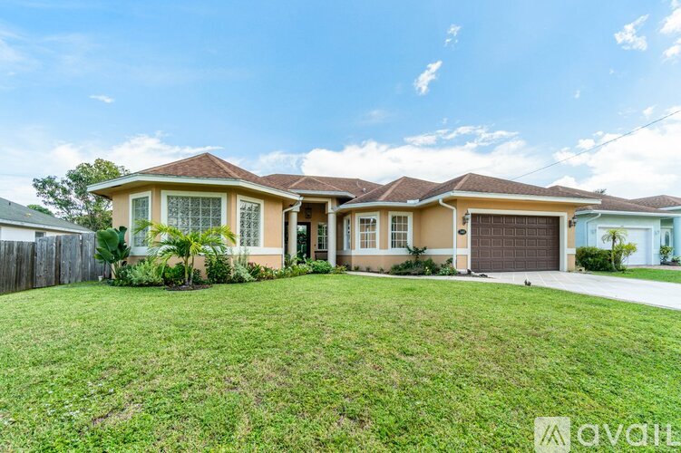 3461 SW Funtuna St 4 Beds Single Family Home for Rent - Photo gallery 1