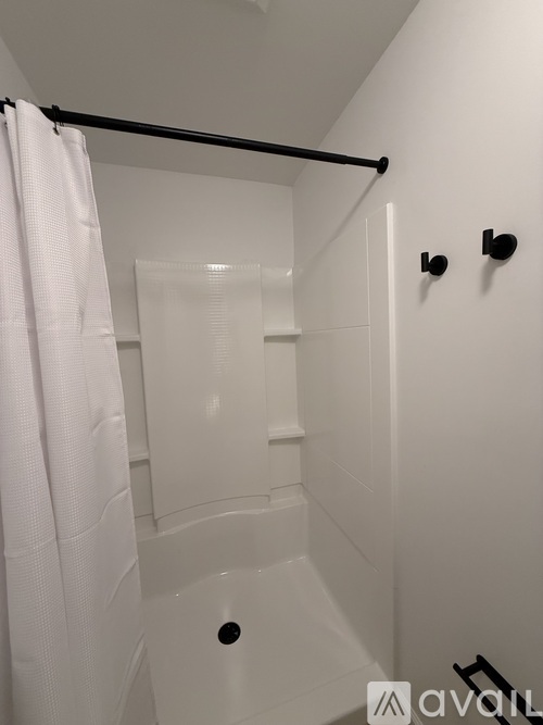 1048 Asbury Avenue 2 Beds Apartment for Rent - Photo gallery 4