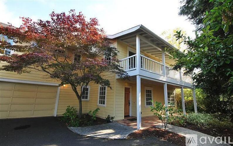 306 1st Street East 5 Beds Single Family Home for Rent - Photo gallery 3