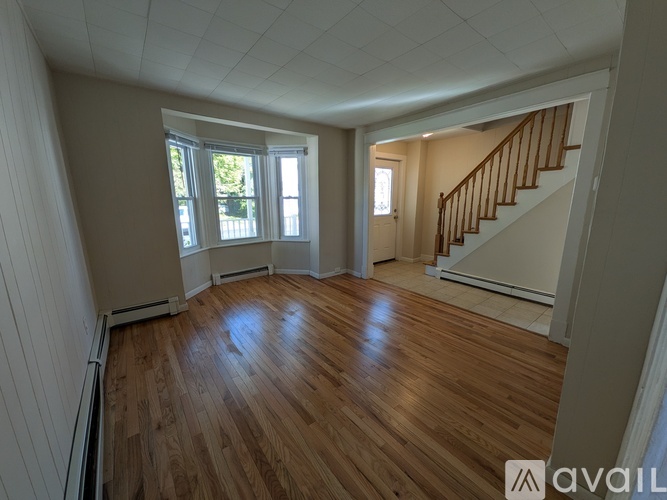 10 South Walnut Street 4 Beds Single Family Home for Rent - Photo gallery 5