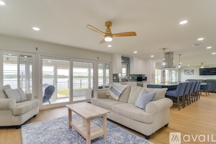 108 Janie Street 3 Beds Single Family Home for Rent - Photo gallery 1