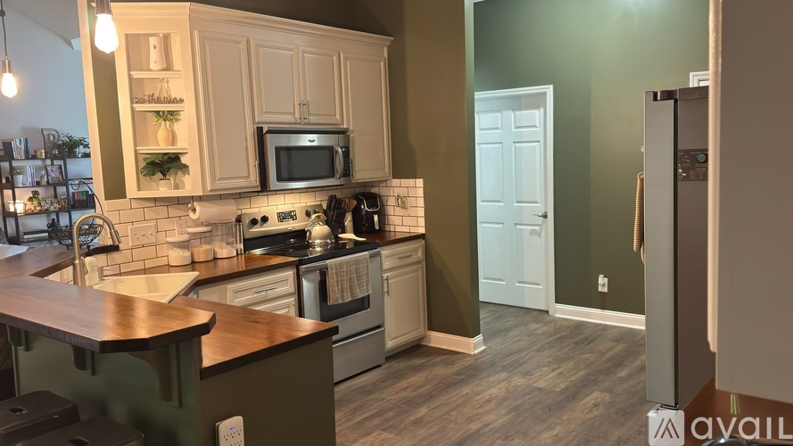 4301 Summer Hill Pl 4 Beds Single Family Home for Rent - Photo gallery 1