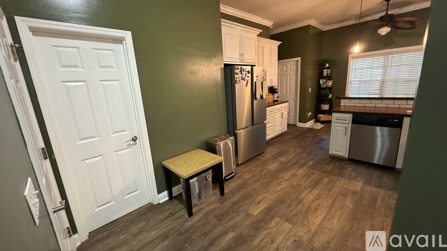 4301 Summer Hill Pl 4 Beds Single Family Home for Rent - Photo gallery 4