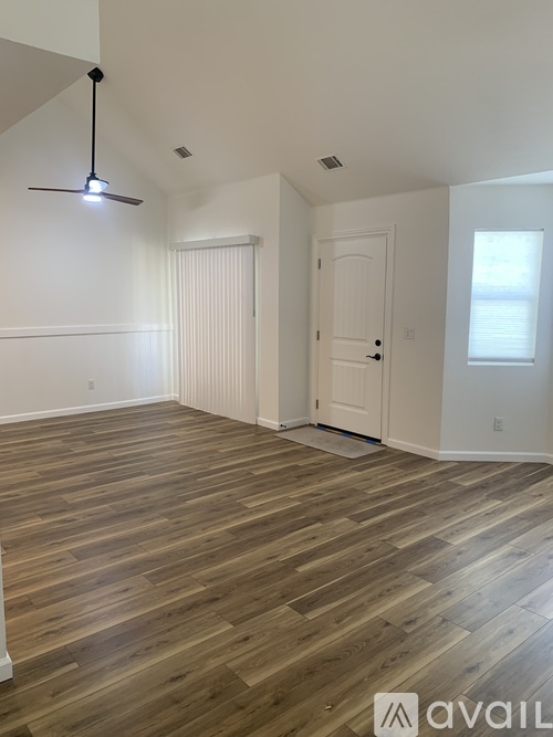45 Brewer 3 Beds Condo for Rent - Photo gallery 2