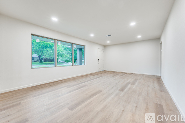 2656 Danny Lane 3 Beds Single Family Home for Rent - Photo gallery 4