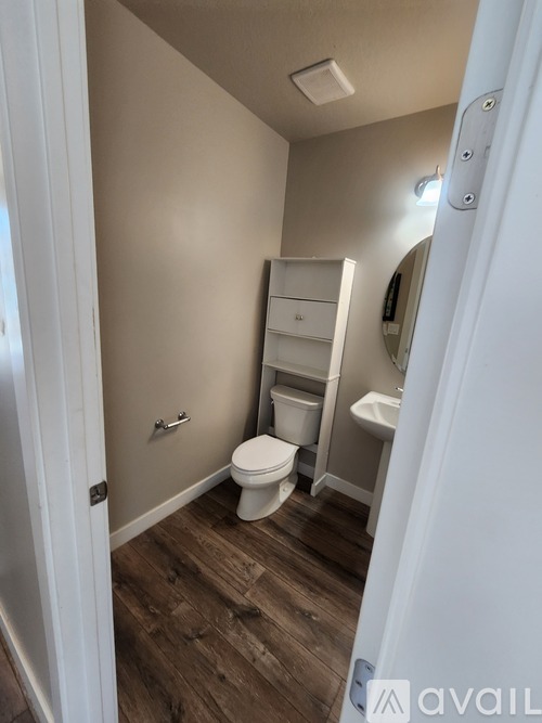 6513 Davis Knolls Dr 3 Beds Single Family Home for Rent - Photo gallery 2