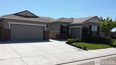 690 Bodeson Court 3 Beds Apartment for Rent