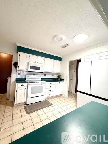 2623 Nelwin Place 3 Beds Single Family Home for Rent - Photo gallery 2