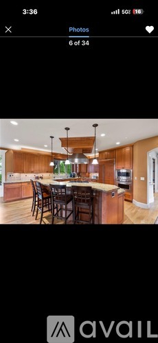 10444 Northeast 16th Place 4 Beds Single Family Home for Rent - Photo gallery 2