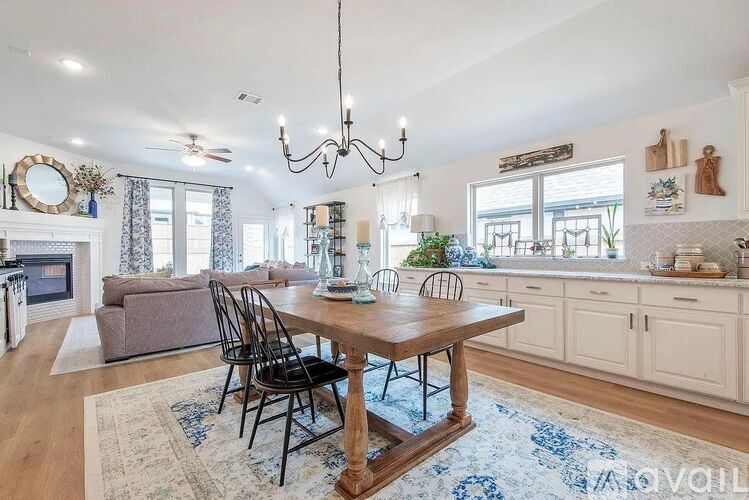 3415 Charleston Drive 3 Beds Single Family Home for Rent - Photo gallery 3