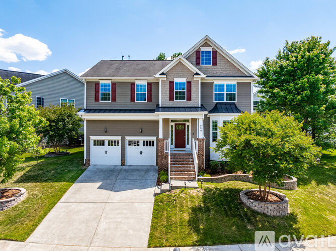 900 Vandalia Dr 4 Beds Single Family Home for Rent - Photo gallery 1