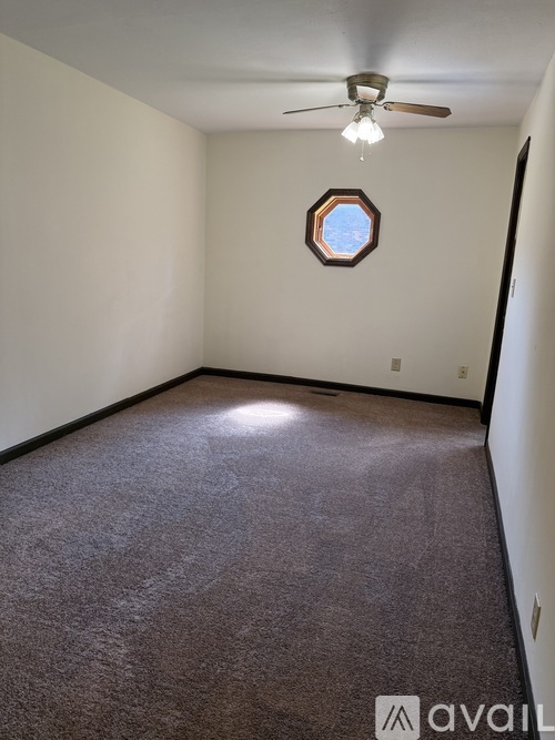 6331 Riva Ridge Drive 3 Beds Single Family Home for Rent - Photo gallery 4