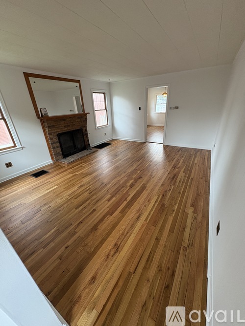 1368 Westwood Avenue 2 Beds Single Family Home for Rent - Photo gallery 3