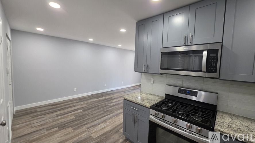 9841 Northeast Ave 2 Beds Apartment for Rent - Photo gallery 2