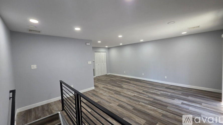 9841 Northeast Ave 2 Beds Apartment for Rent - Photo gallery 5