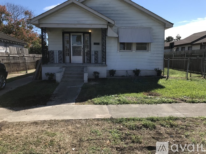 713 West Dr 2 Beds Single Family Home for Rent - Photo gallery 1