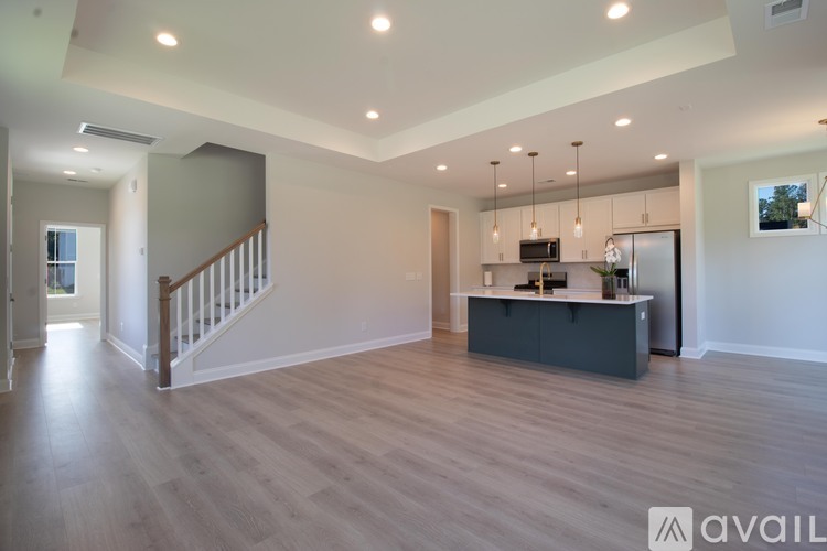 426 Queenview Ln 3 Beds Single Family Home for Rent - Photo gallery 4