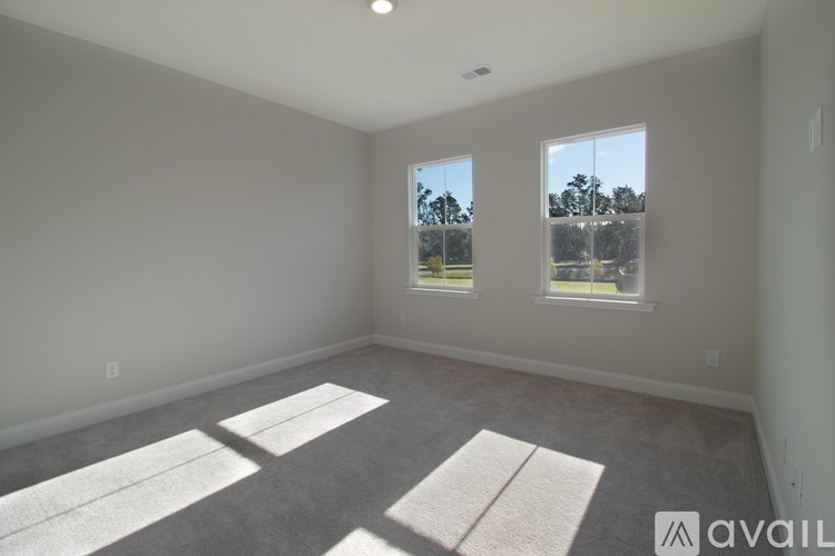426 Queenview Ln 3 Beds Single Family Home for Rent - Photo gallery 5