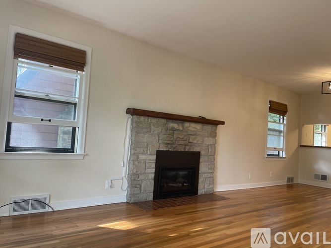 608 Chapman St 2 Beds Single Family Home for Rent - Photo gallery 2