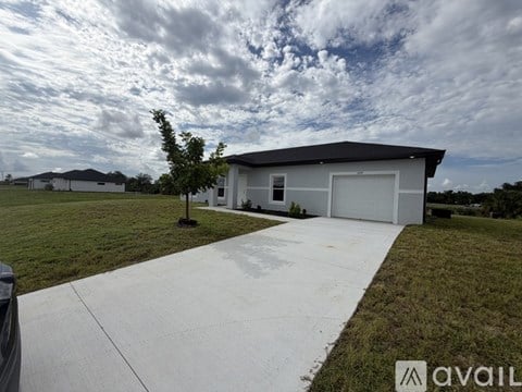 1409 NE 23Rd St 3 Beds Apartment for Rent