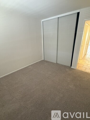 121 Sinclair Avenue 2 Beds Condo for Rent - Photo gallery 3
