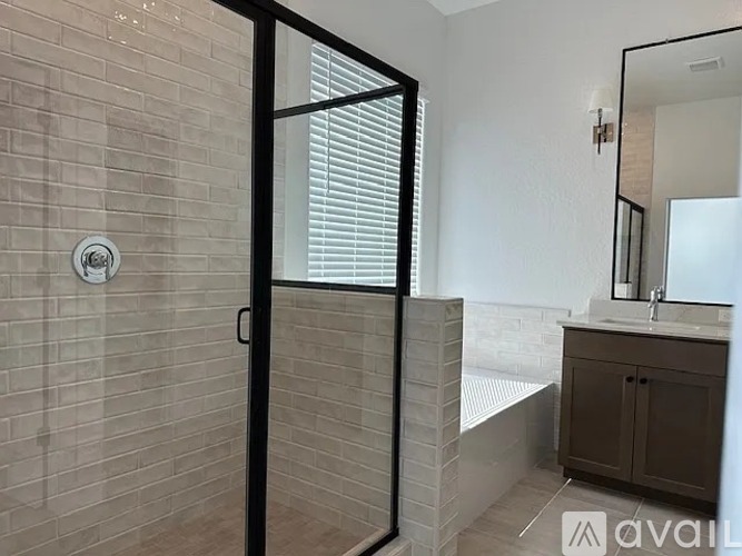950 Wayfarer Lane West 4 Beds Single Family Home for Rent - Photo gallery 4