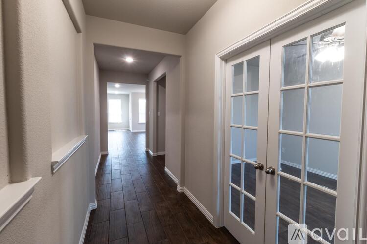 507 Reatta Dr 4 Beds Single Family Home for Rent - Photo gallery 5