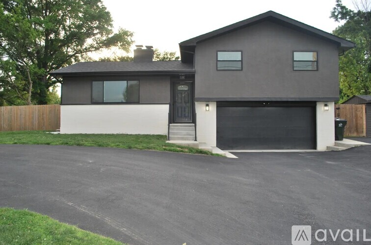 7404 Worthington Rd 4 Beds Single Family Home for Rent - Photo gallery 2