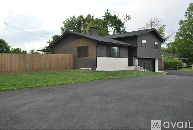 7404 Worthington Rd 4 Beds Single Family Home for Rent - Photo gallery 4