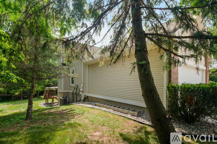1511 Fall Creek Lane 3 Beds Single Family Home for Rent - Photo gallery 5