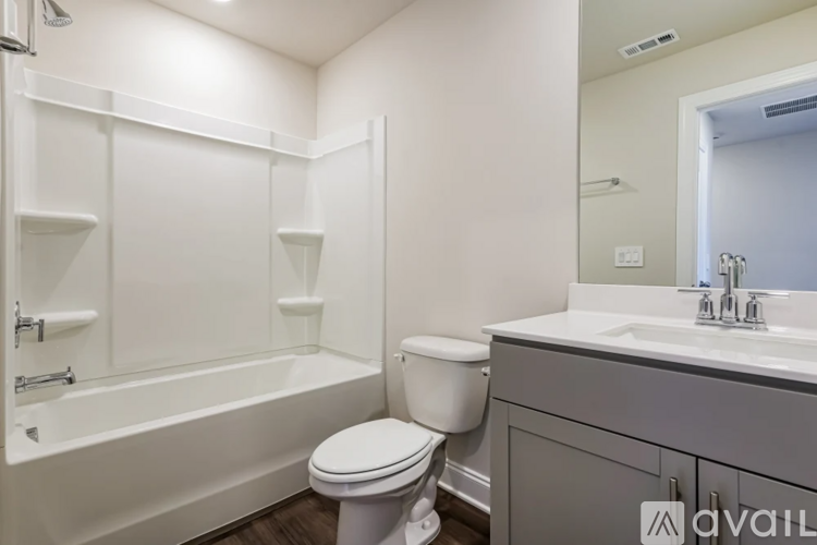 101 Maybrook Dr 3 Beds Single Family Home for Rent - Photo gallery 5