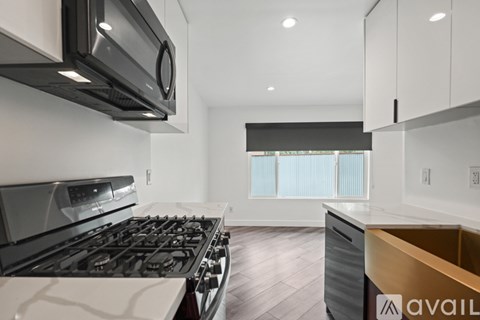 6307 Elgin St 2 Beds Apartment for Rent