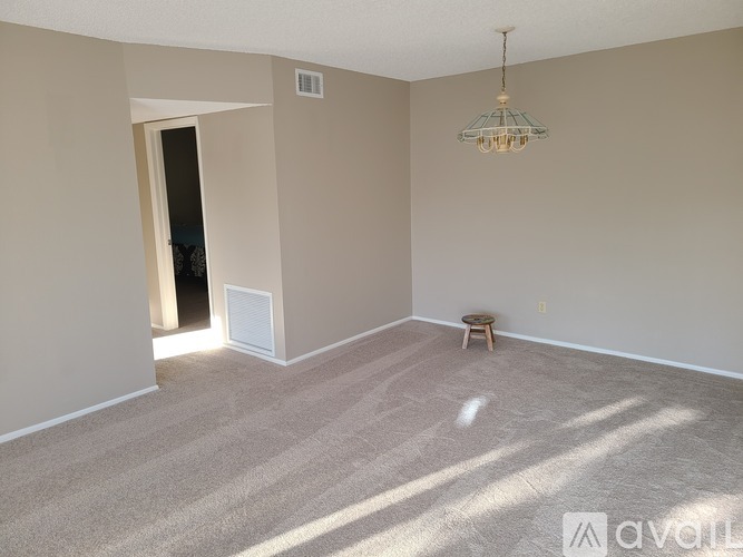 2402 Ecuadorian Way 2 Beds Condo for Rent - Photo gallery 5