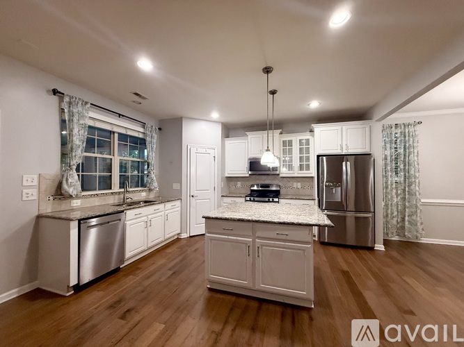 6000 Fryars Gate Ct 4 Beds Single Family Home for Rent - Photo gallery 4