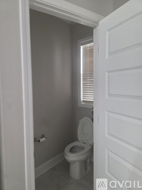 108 Madeline Taylor Place 5 Beds Single Family Home for Rent - Photo gallery 2