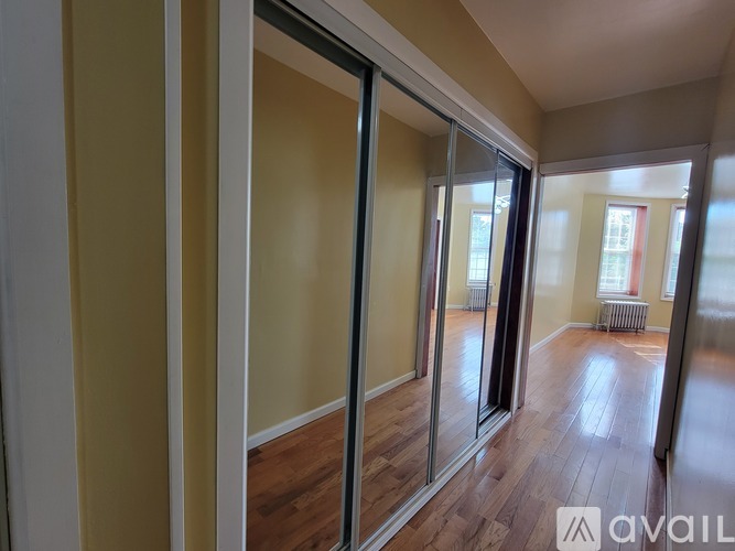 214 Moffat St 3 Beds Apartment for Rent - Photo gallery 5