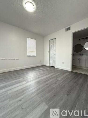 871 NE 207Th Terrace 2 Beds Apartment for Rent