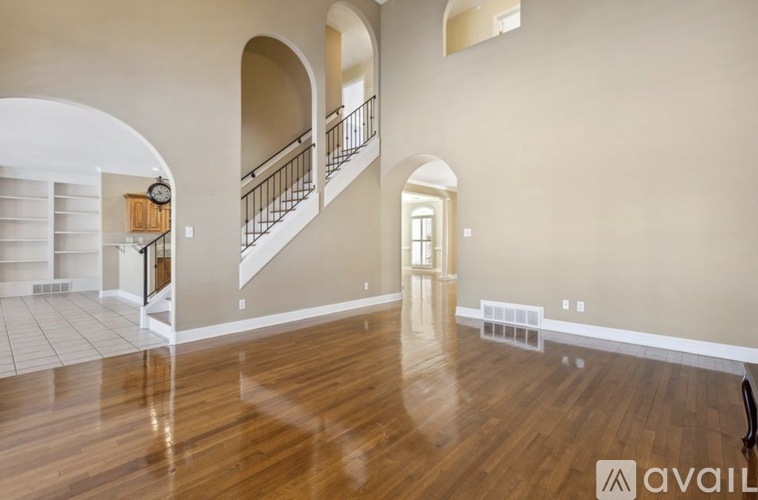 490 Military Cove 5 Beds Single Family Home for Rent - Photo gallery 5