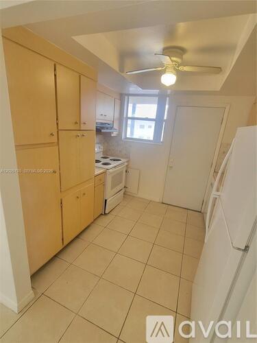16 NE 19th Dr 2 Beds Apartment for Rent - Photo gallery 3