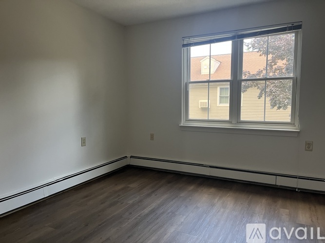 7 Stedman Road 2 Beds Single Family Home for Rent - Photo gallery 2