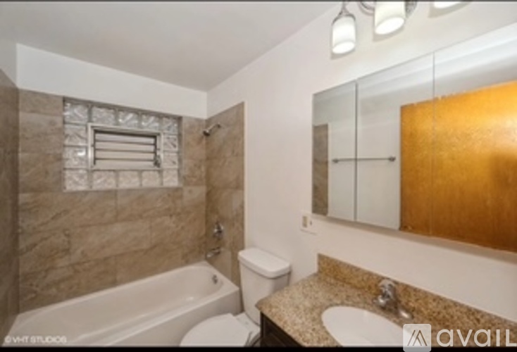 6883 North Northwest Highway 2 Beds Condo for Rent - Photo gallery 4