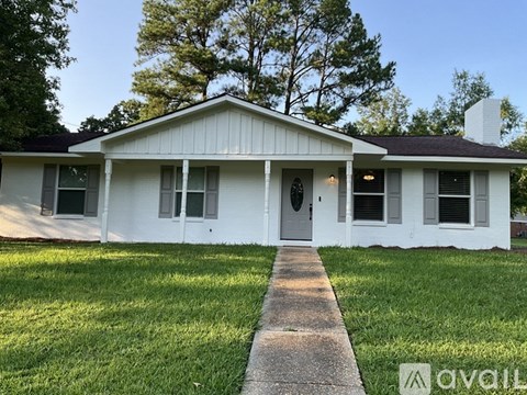 2308 Redbud Lane 3 Beds Apartment for Rent
