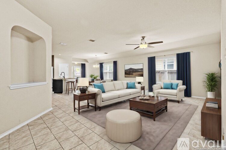 1804 Aspen Silver 4 Beds Single Family Home for Rent - Photo gallery 3