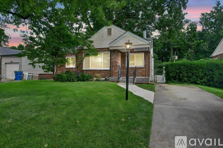 9416 Lodge Pole Ln. 3 Beds Single Family Home for Rent - Photo gallery 2